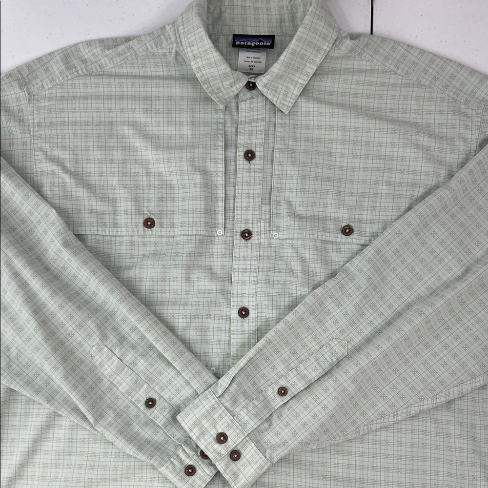 Patagonia Lightweight Mint‎ Plaid Long Sleeve Outdoor Shirt with Vents Size XL